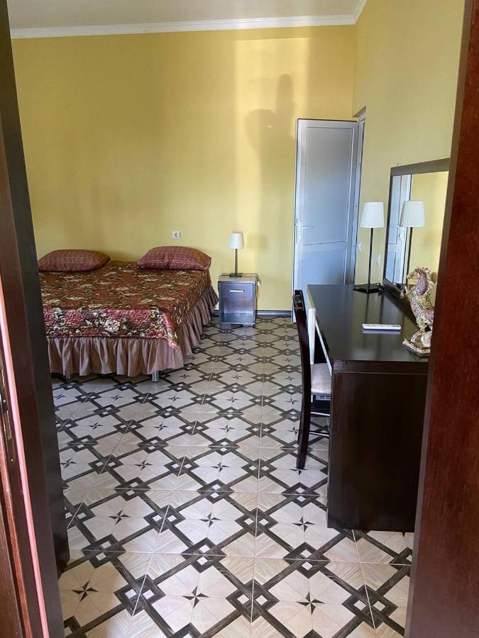 Park-Hotel Abkhazia トゥサンドリプシュ エクステリア 写真